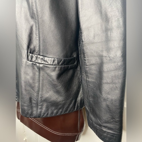 JLC New York L Black Leather Zipper Jacket with Pockets - Picture 3 of 11